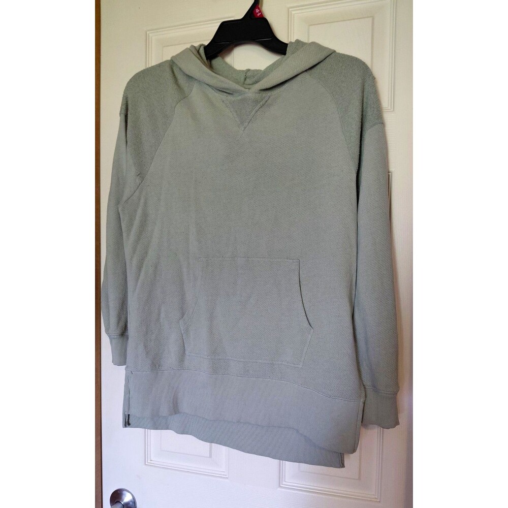 maurices Women's Pullover Hoodie Green M Solid Fleece Pockets Outdoor